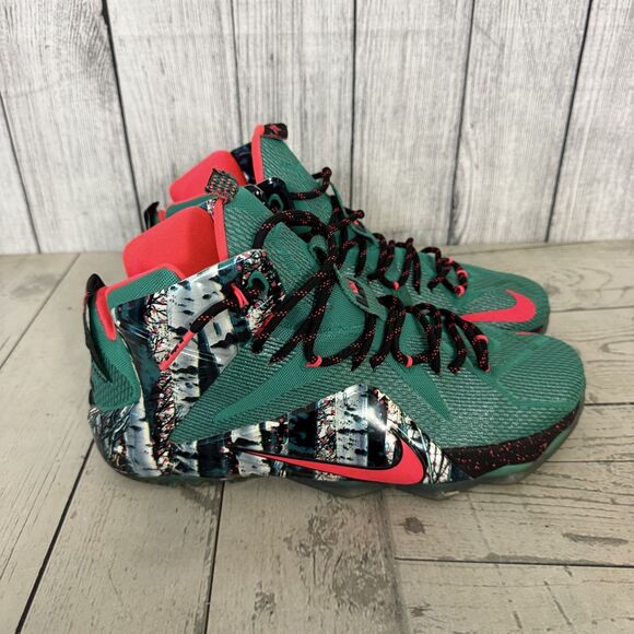 Nike LeBron James 12 Xmas Men's Sz US 13 Green Akron Birch Sneakers - 707558-363 - Picture 1 of 8